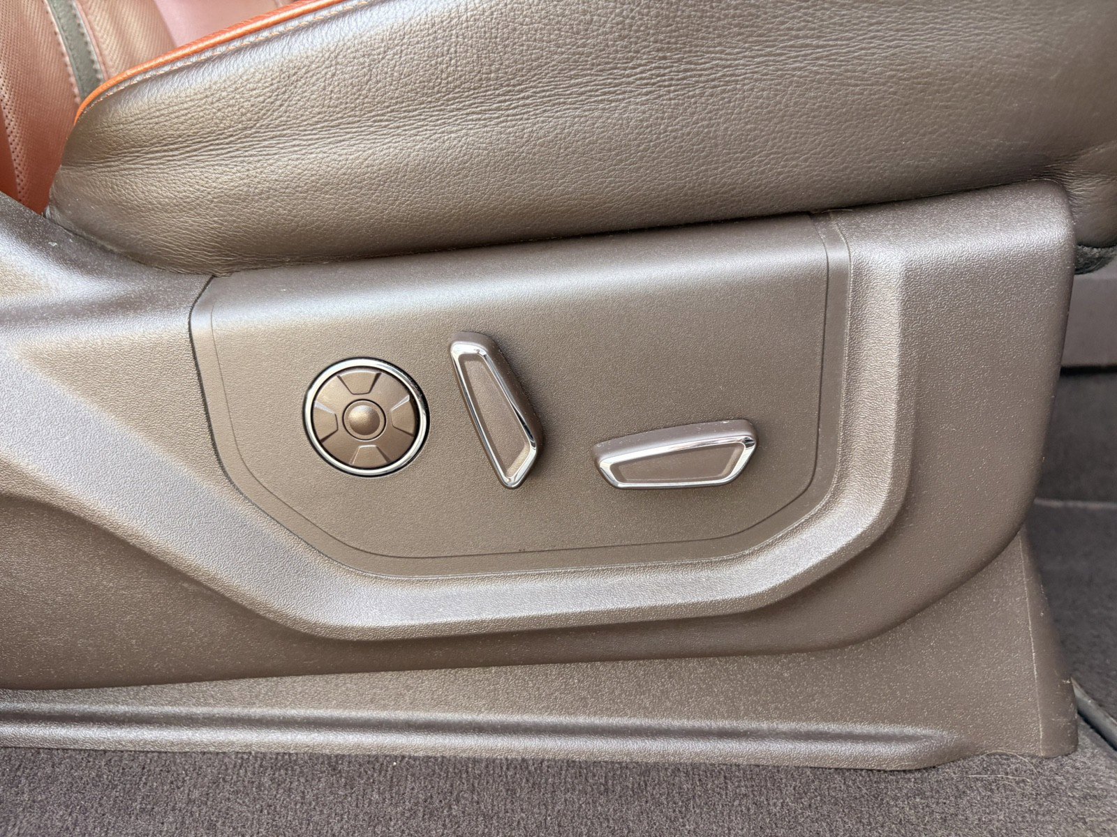 Used 2019 Ford F150 King Ranch w/ Equipment Group 601A Luxury image 25