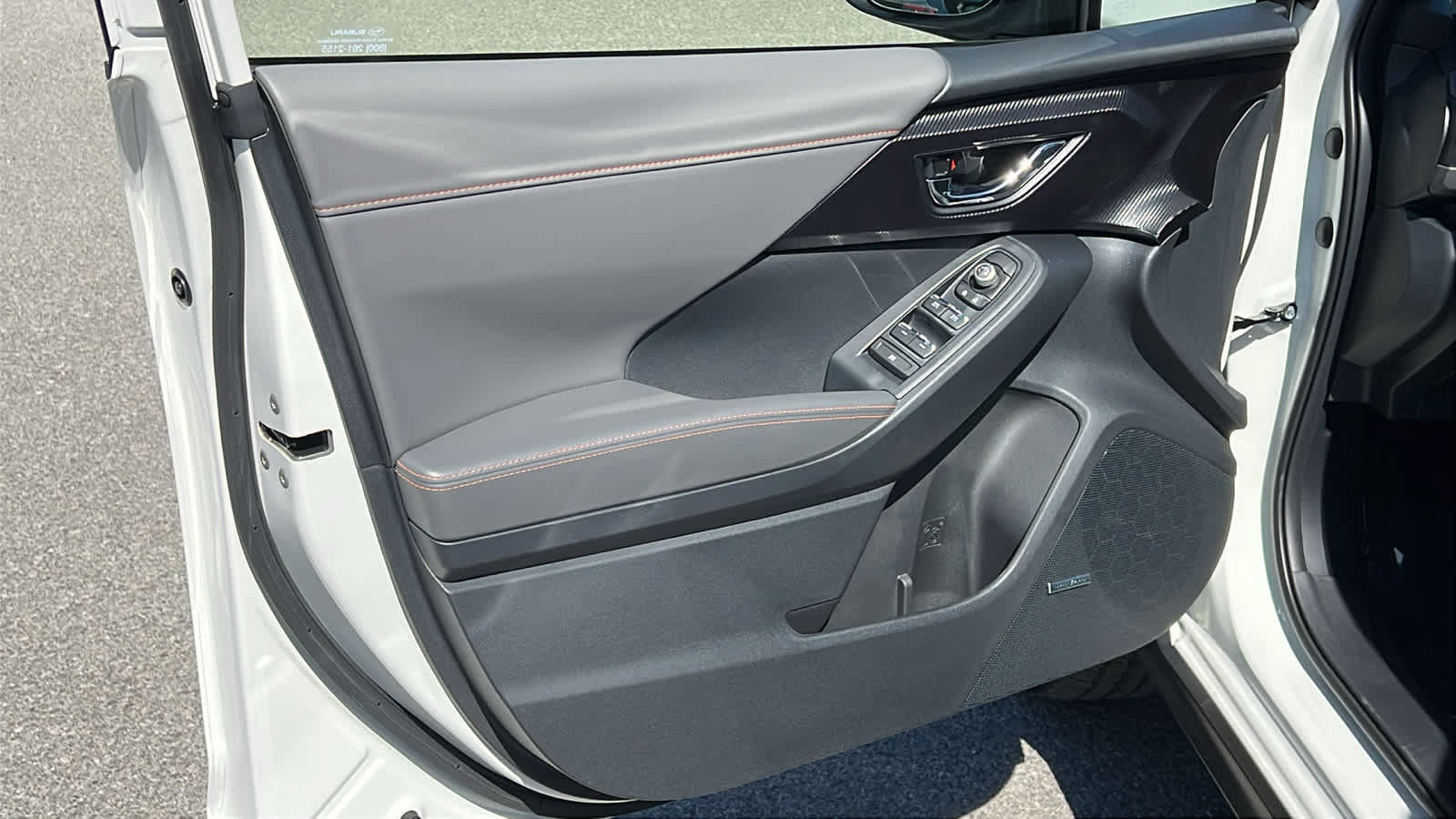 New 2026 Subaru Crosstrek 2.5i Limited w/ Crosstrek Mirror Package AWD/4WD image 23