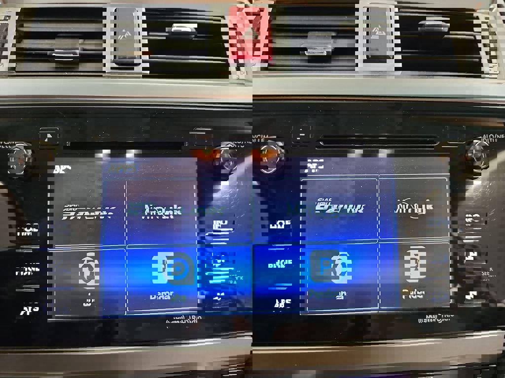 Used 2017 Subaru Legacy 2.5i Premium image 24