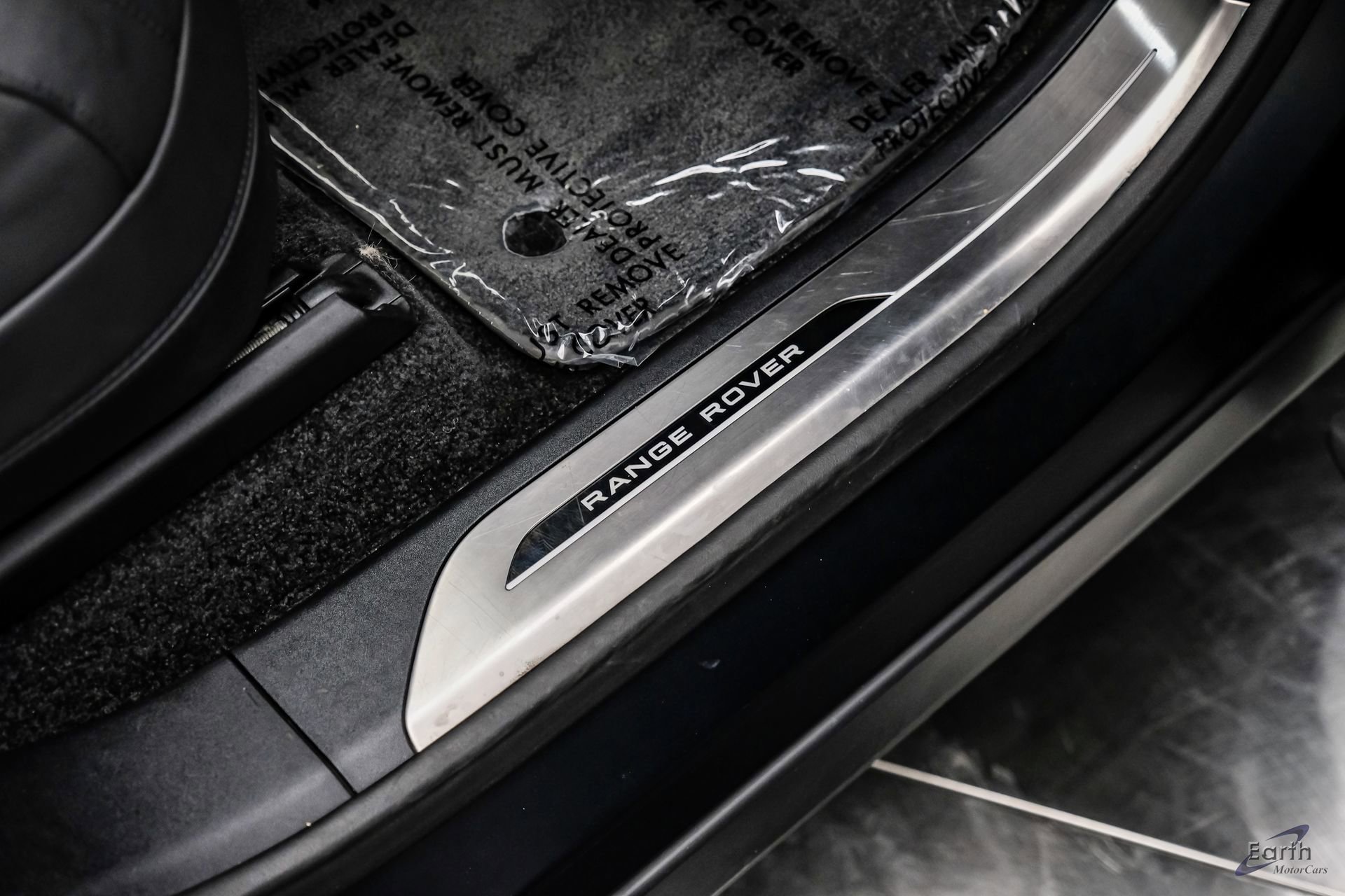 Used 2023 Land Rover Range Rover SE image 47