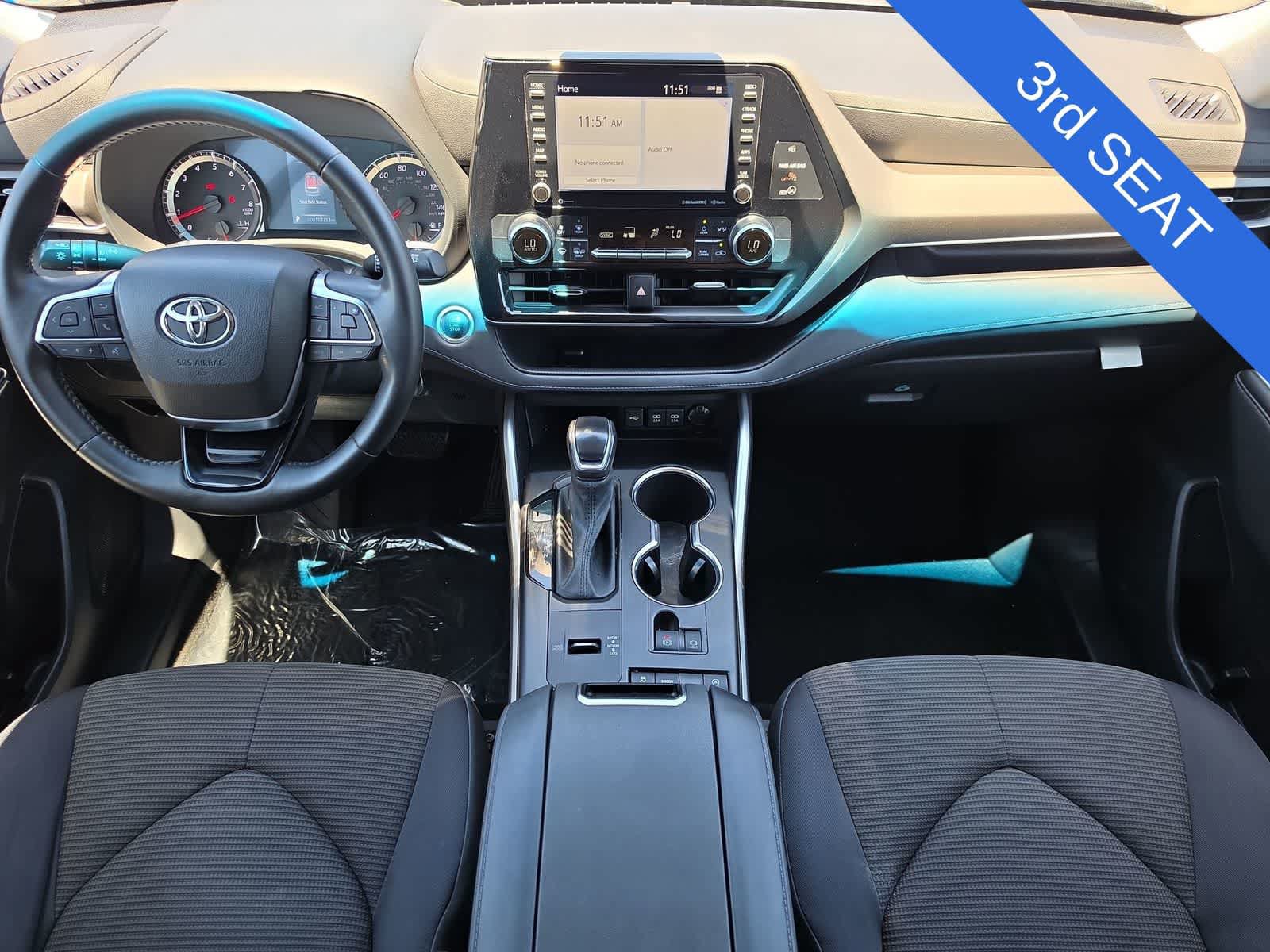 Used 2021 Toyota Highlander LE FWD image 14