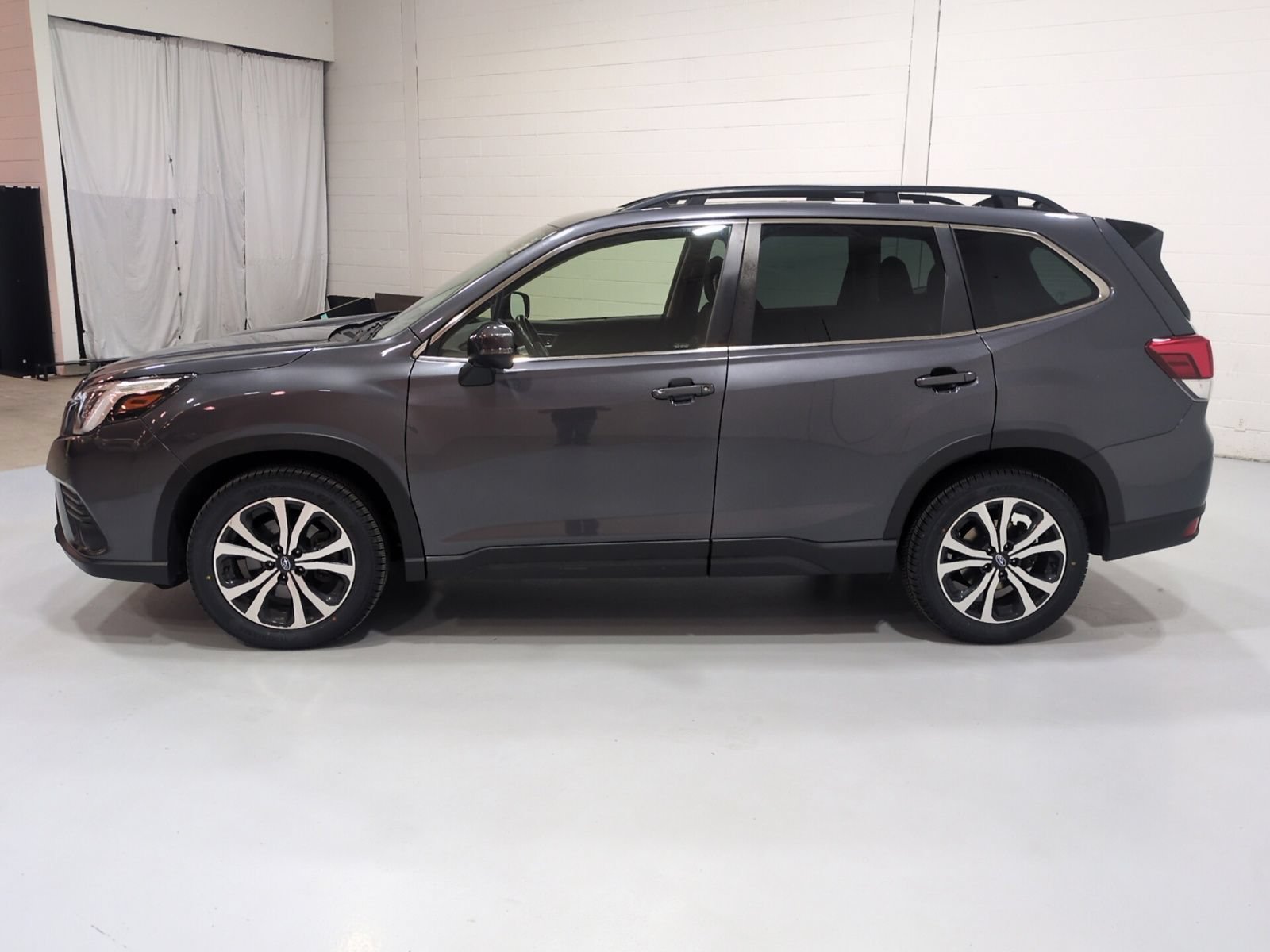 Certified 2024 Subaru Forester Limited AWD/4WD image 6