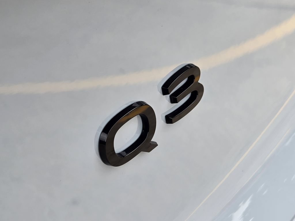 New 2026 Audi Q3 quattro 2.0T AWD/4WD image 15