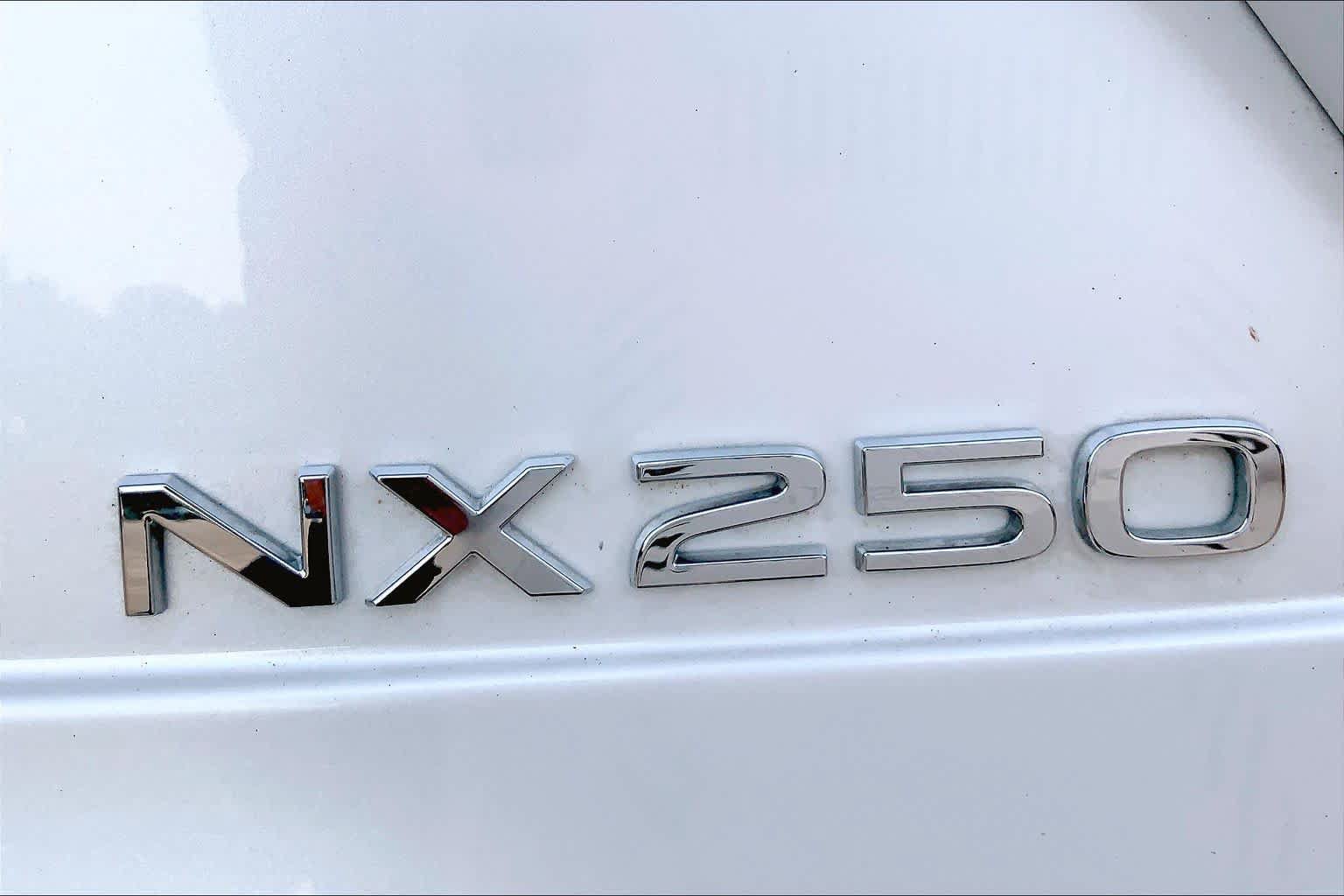 Used 2023 Lexus NX 250 FWD image 10