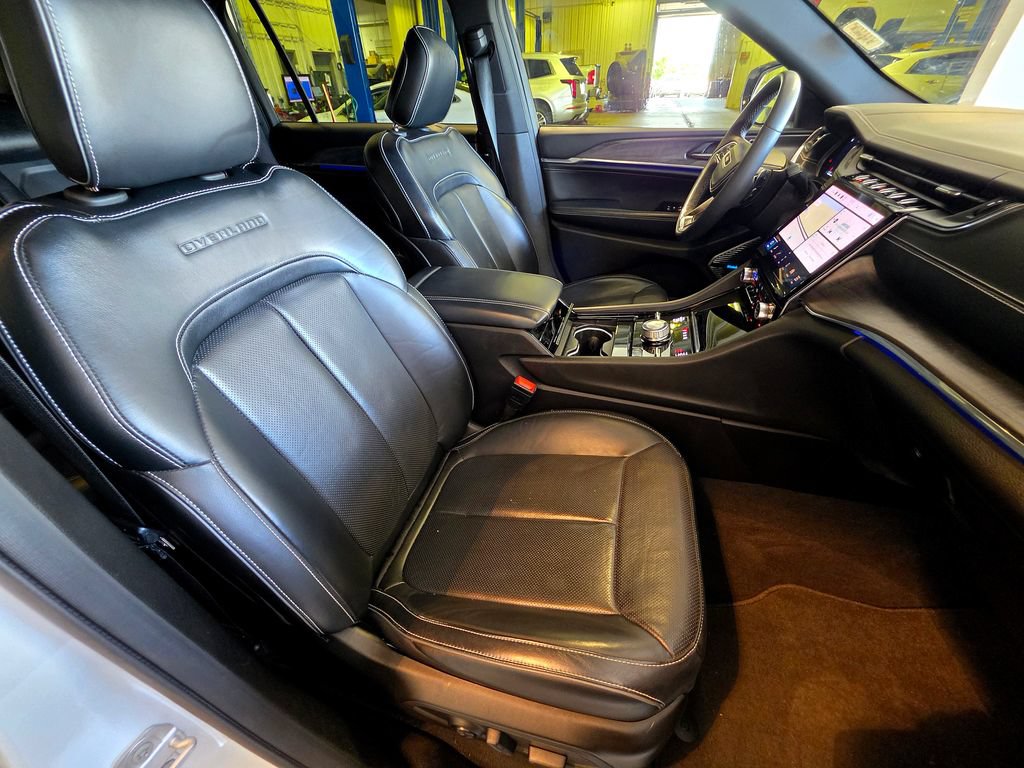 Used 2023 Jeep Grand Cherokee L Overland AWD/4WD image 72