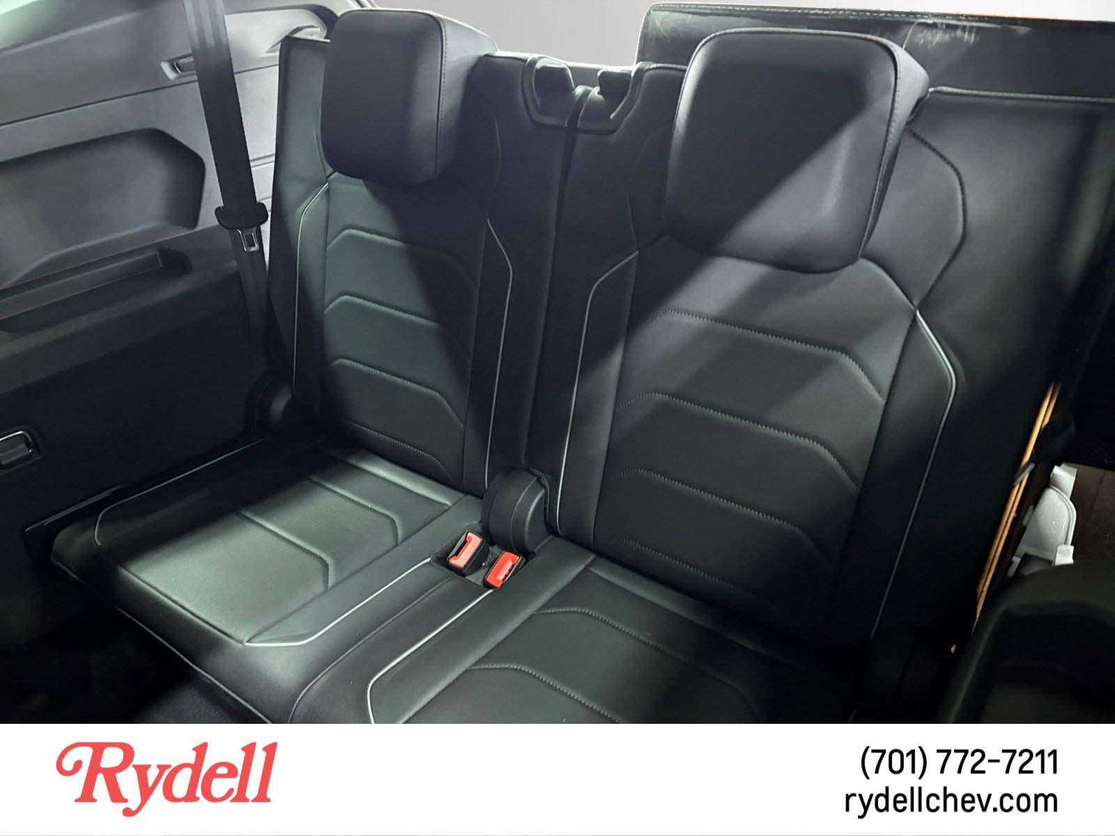 Used 2020 Volkswagen Tiguan SEL Premium R-Line w/ 3rd Row Seat Package image 16