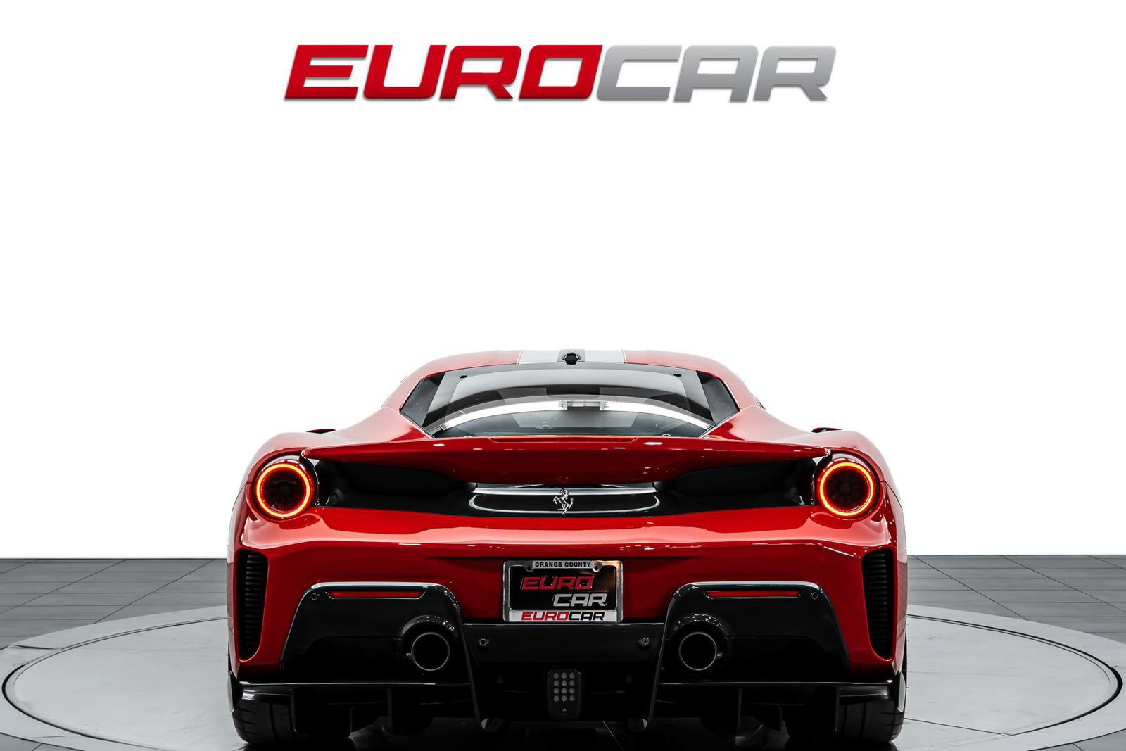 Used 2019 Ferrari 488 Pista Coupe RWD image 4