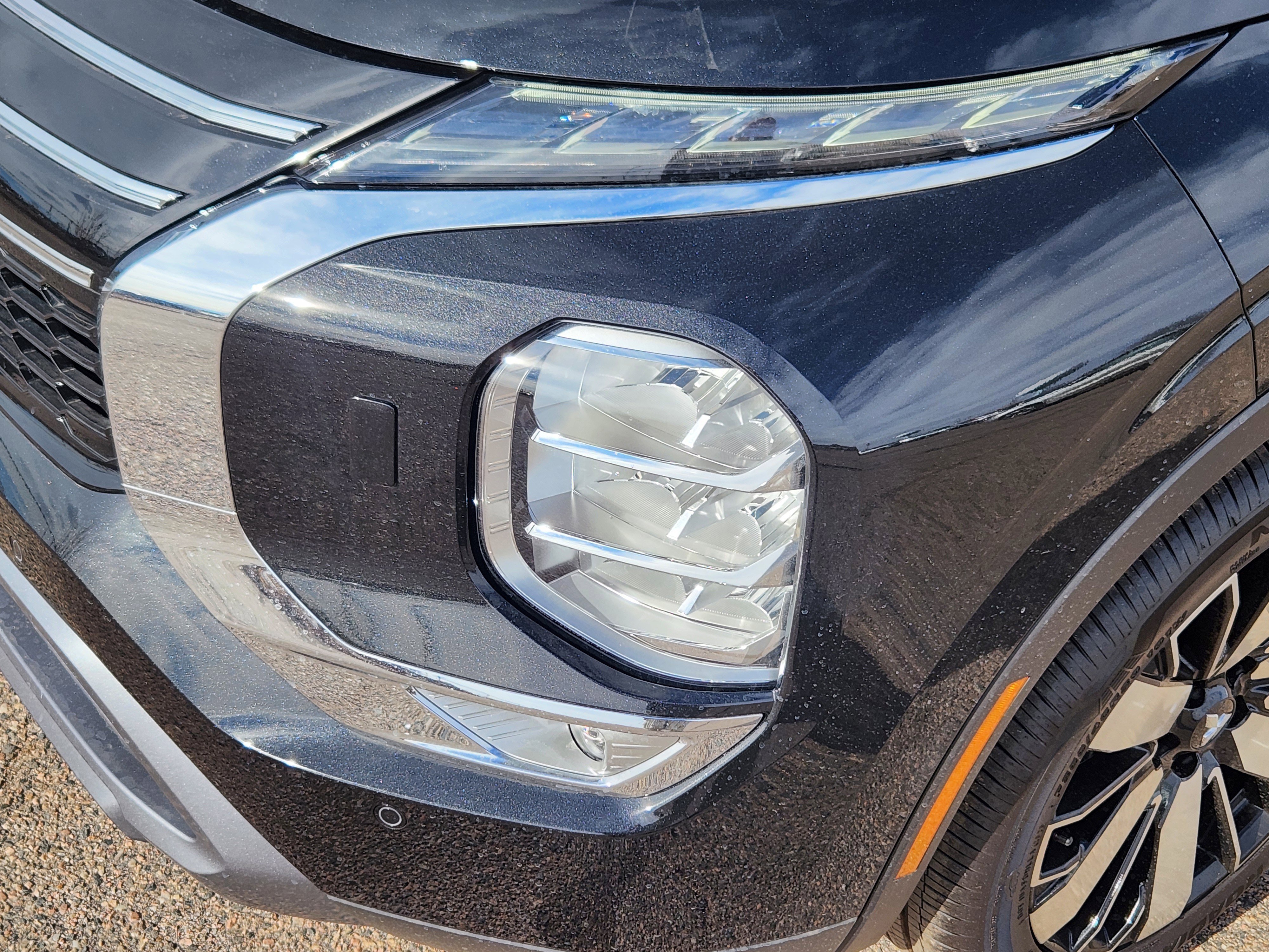 New 2026 Mitsubishi Outlander SE image 5