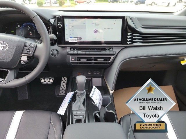 New 2026 Toyota Camry SE image 13
