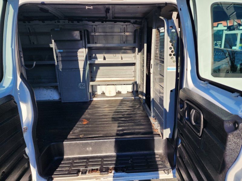 Used 2017 GMC Savana 2500 image 7