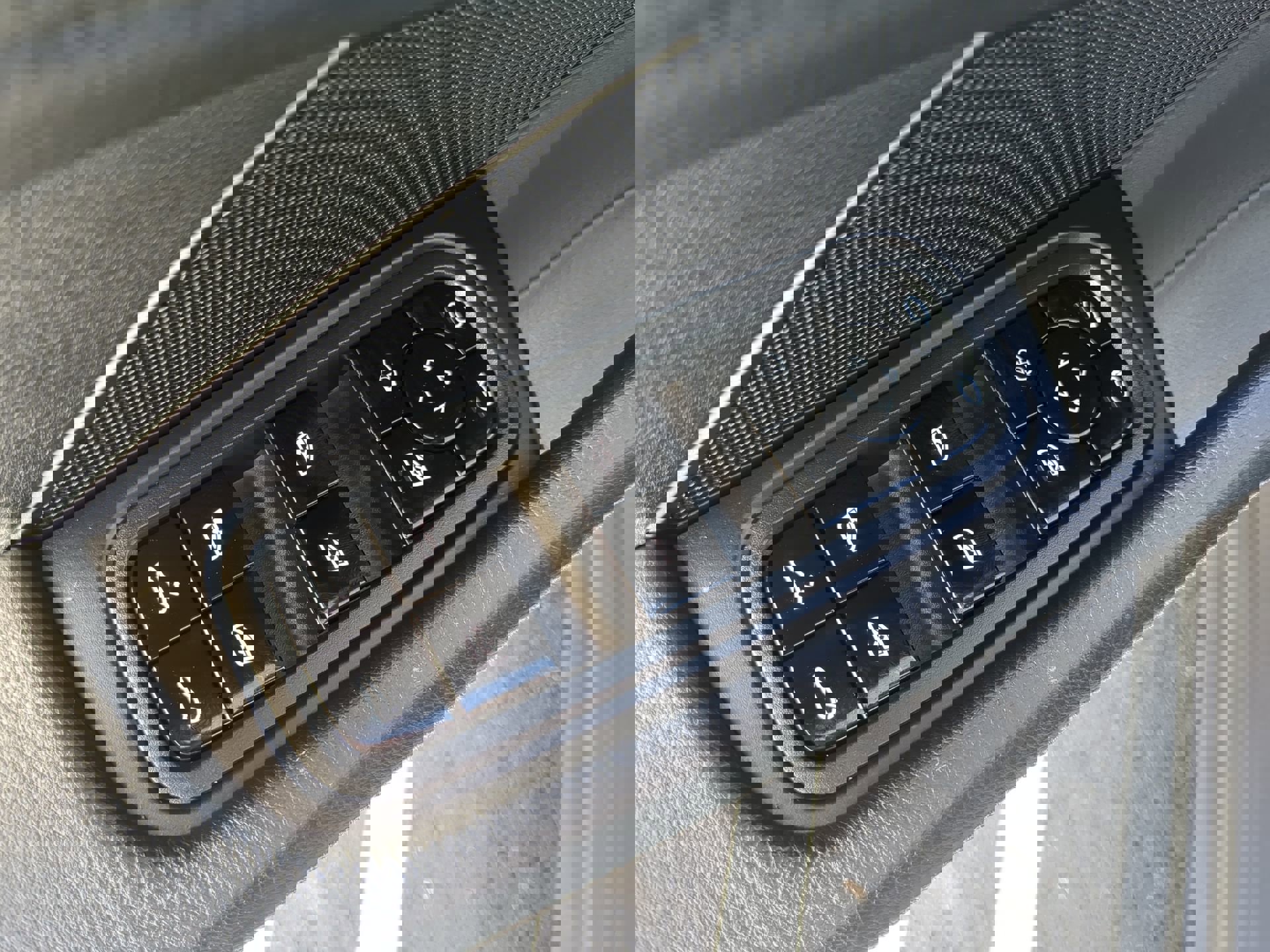 Used 2018 Porsche Panamera 4S w/ Premium Package Plus image 21