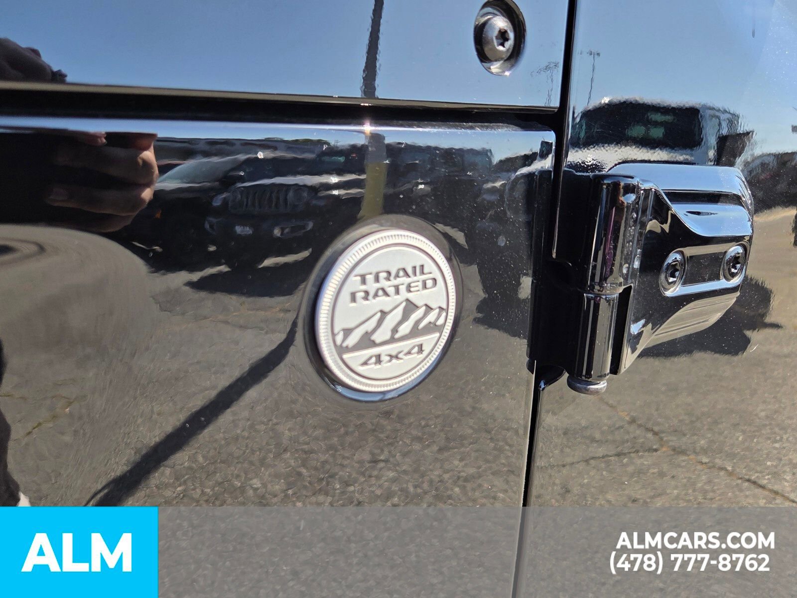 Used 2024 Jeep Wrangler Sahara w/ Safety Group image 6