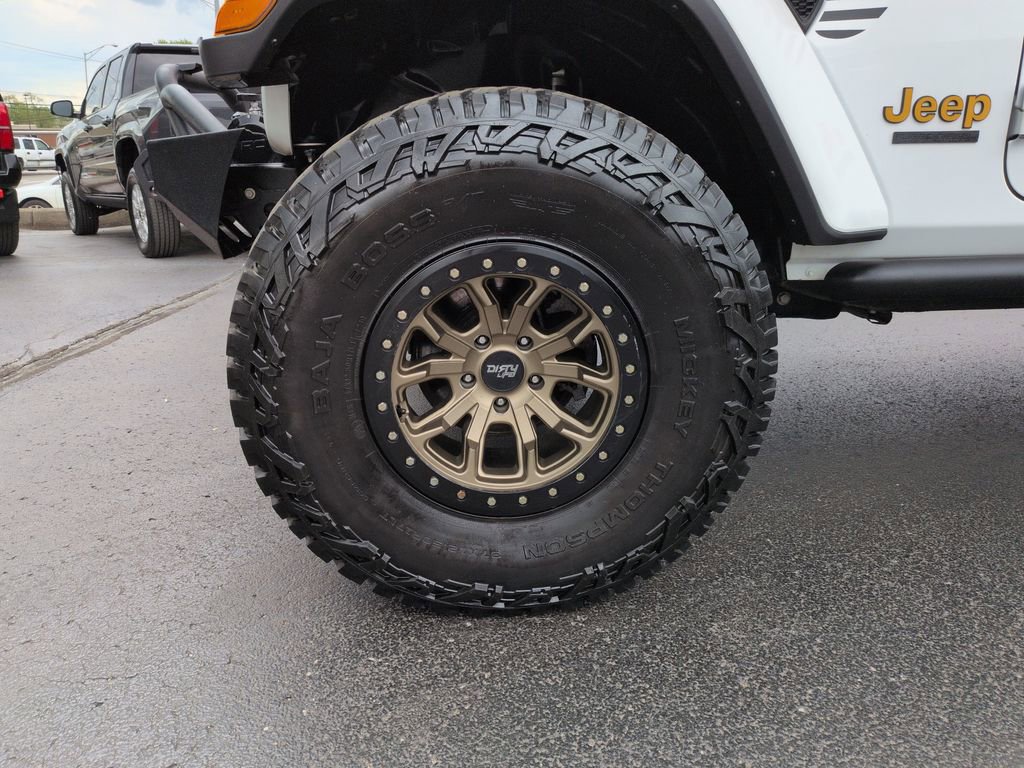 Used 2021 Jeep Gladiator Willys image 27