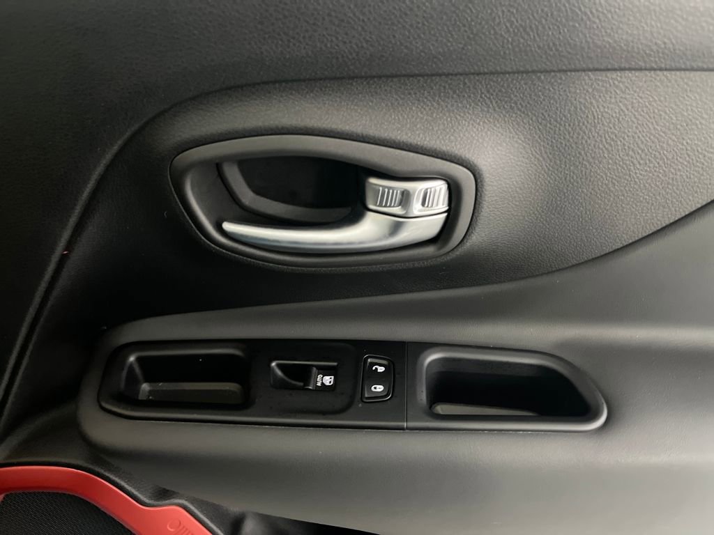 Used 2022 Jeep Renegade Trailhawk w/ Sun/Sound Group image 60