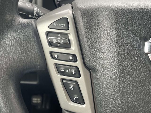 Used 2022 Nissan Titan SV AWD/4WD image 24