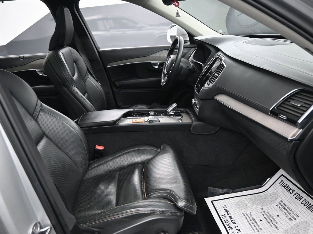 Used 2022 Volvo XC90 T8 Inscription image 37