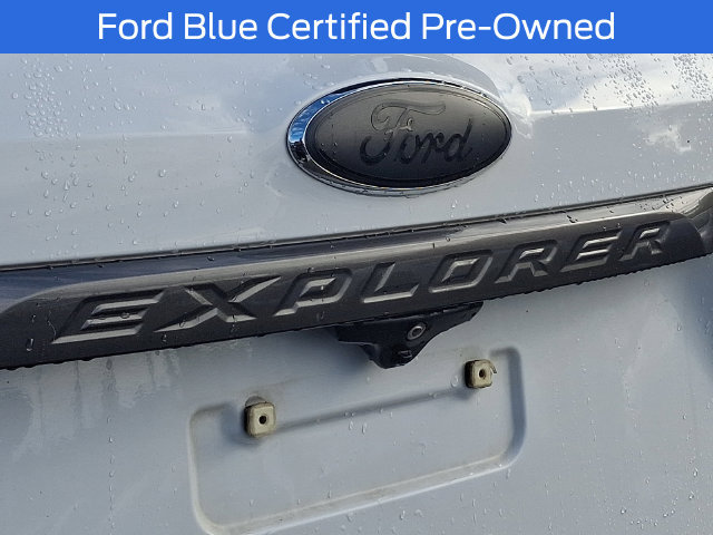 Used 2018 Ford Explorer XLT w/ Equipment Group 202A AWD/4WD image 37