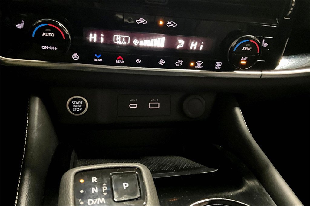 Used 2023 Nissan Rogue SL w/ SL Premium Package image 16