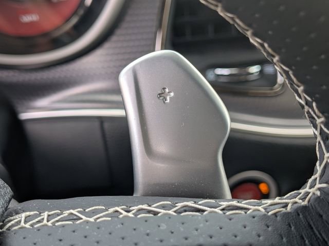 Used 2016 Dodge Challenger SRT Hellcat RWD image 25