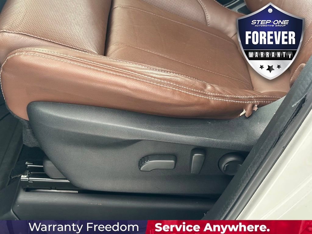 Used 2019 Subaru Ascent Touring w/ Popular Package #3 AWD/4WD image 14