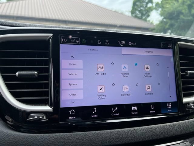 Used 2021 Chrysler Pacifica Touring-L FWD image 38