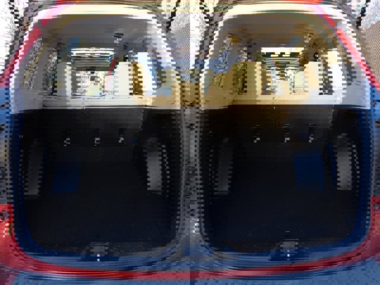 Used 2016 Subaru Forester 2.5i Premium w/ All-Weather Package image 19