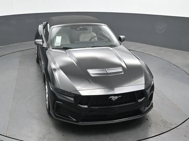 Used 2025 Ford Mustang GT Premium RWD image 28