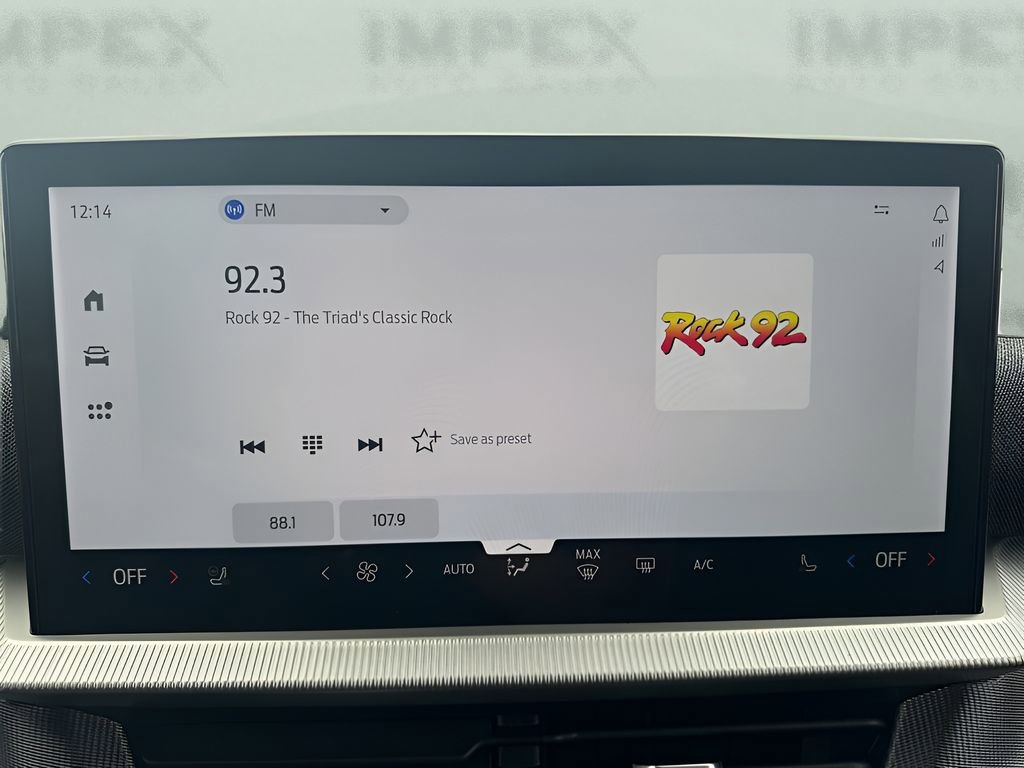 Used 2025 Ford Explorer ST-Line w/ ST-Line Street Pack image 18