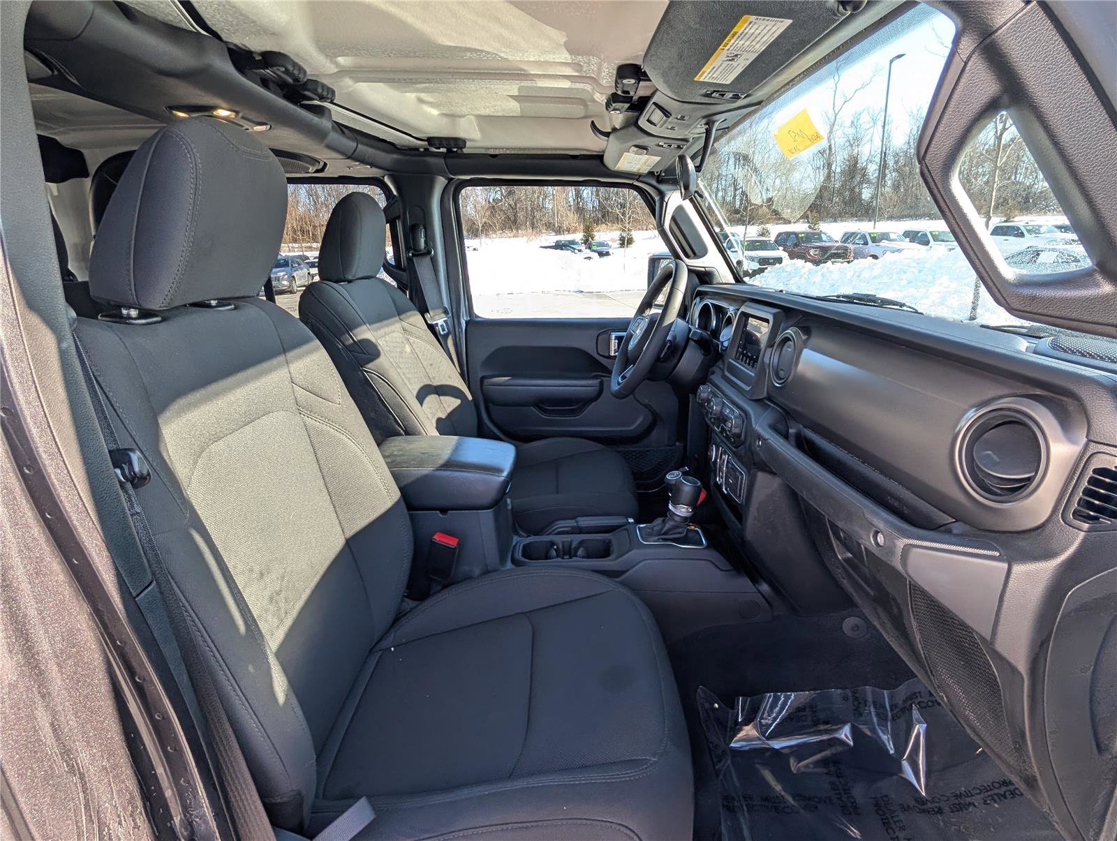 Used 2023 Jeep Gladiator Sport image 10