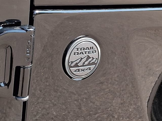 Used 2024 Jeep Gladiator Sport AWD/4WD image 35