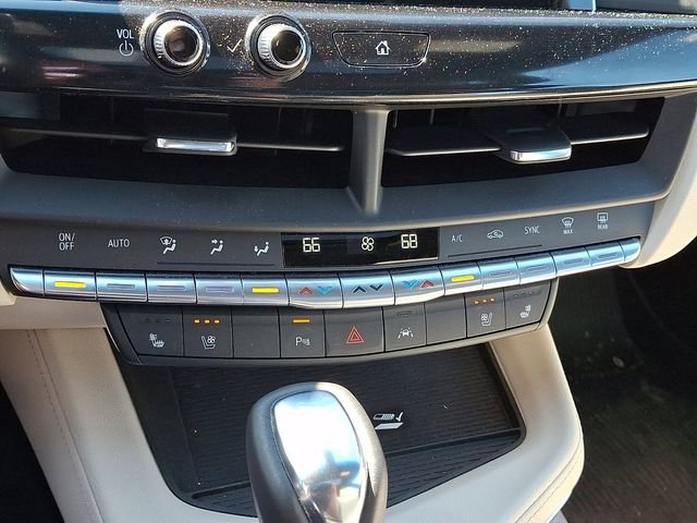 Used 2025 Cadillac CT4 Premium Luxury image 19