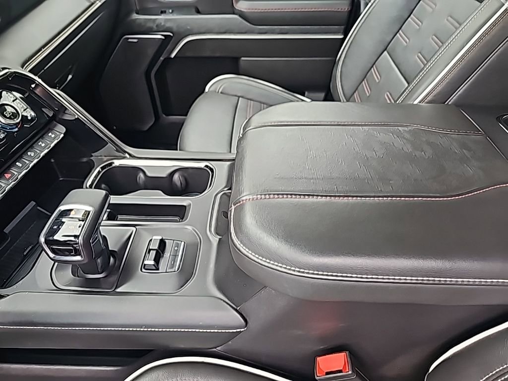 Used 2024 GMC Sierra 1500 AT4X image 23