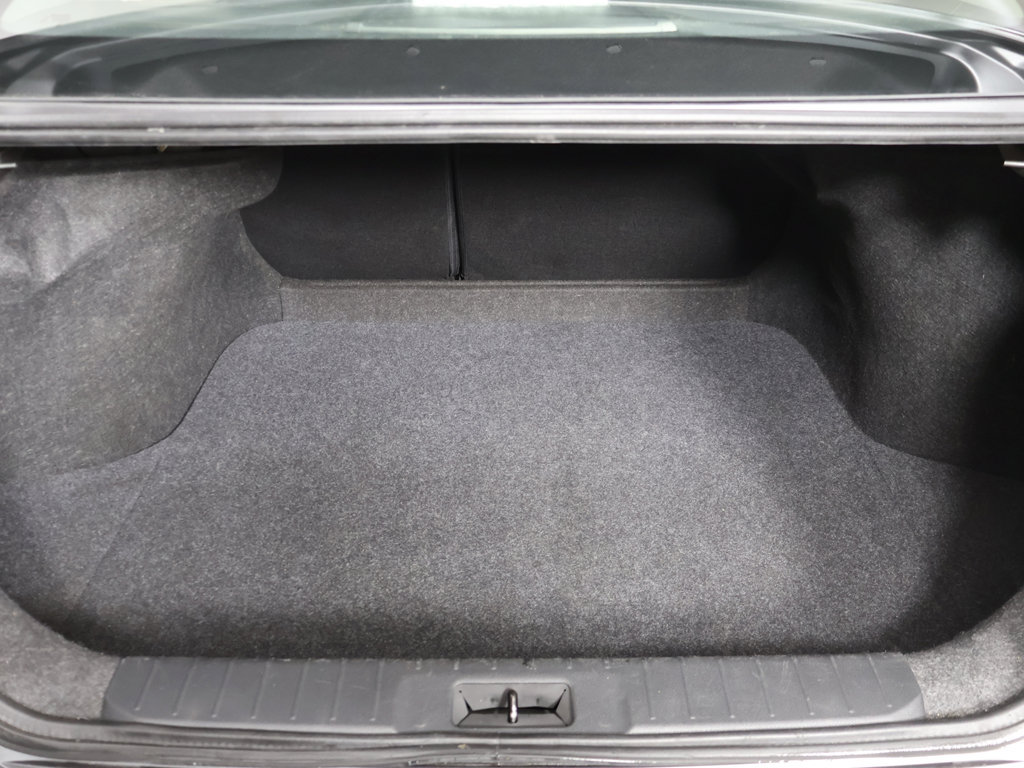 Used 2025 Nissan Sentra SV FWD image 17