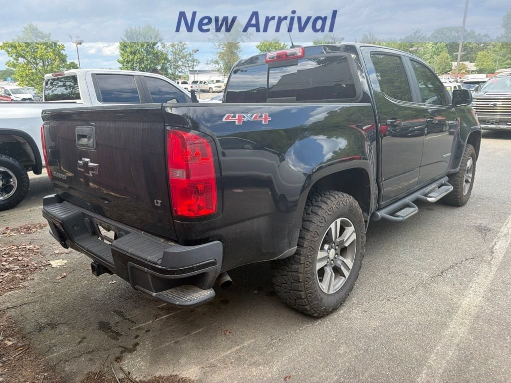 Used 2016 Chevrolet Colorado LT w/ Midnight Edition AWD/4WD image 7