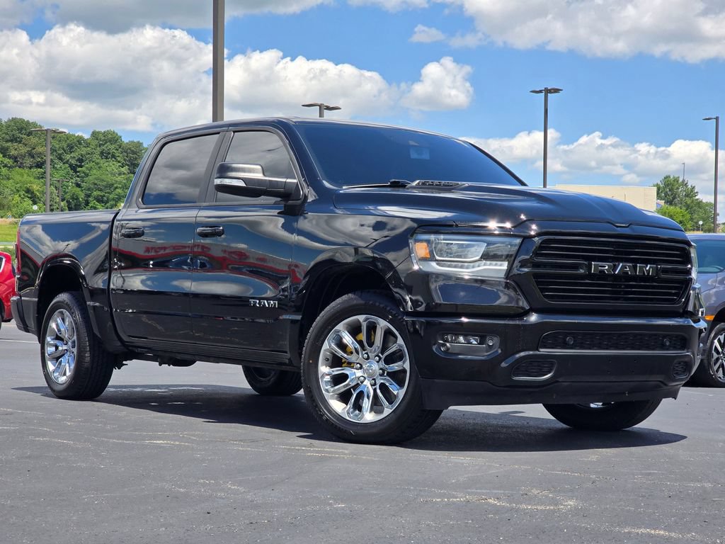 Used 2023 RAM 1500 Laramie AWD/4WD image 1