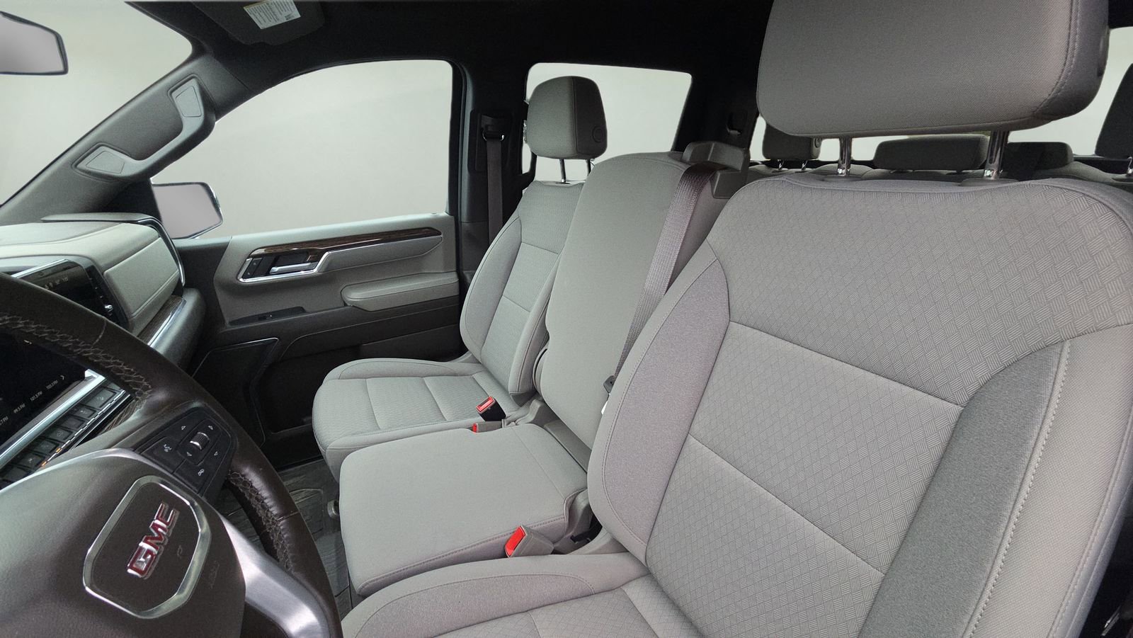 Used 2023 GMC Sierra 1500 SLE image 24