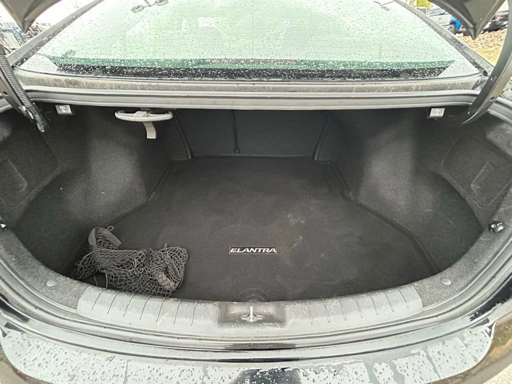 Used 2020 Hyundai Elantra SEL w/ Cargo Package (C1) FWD image 25