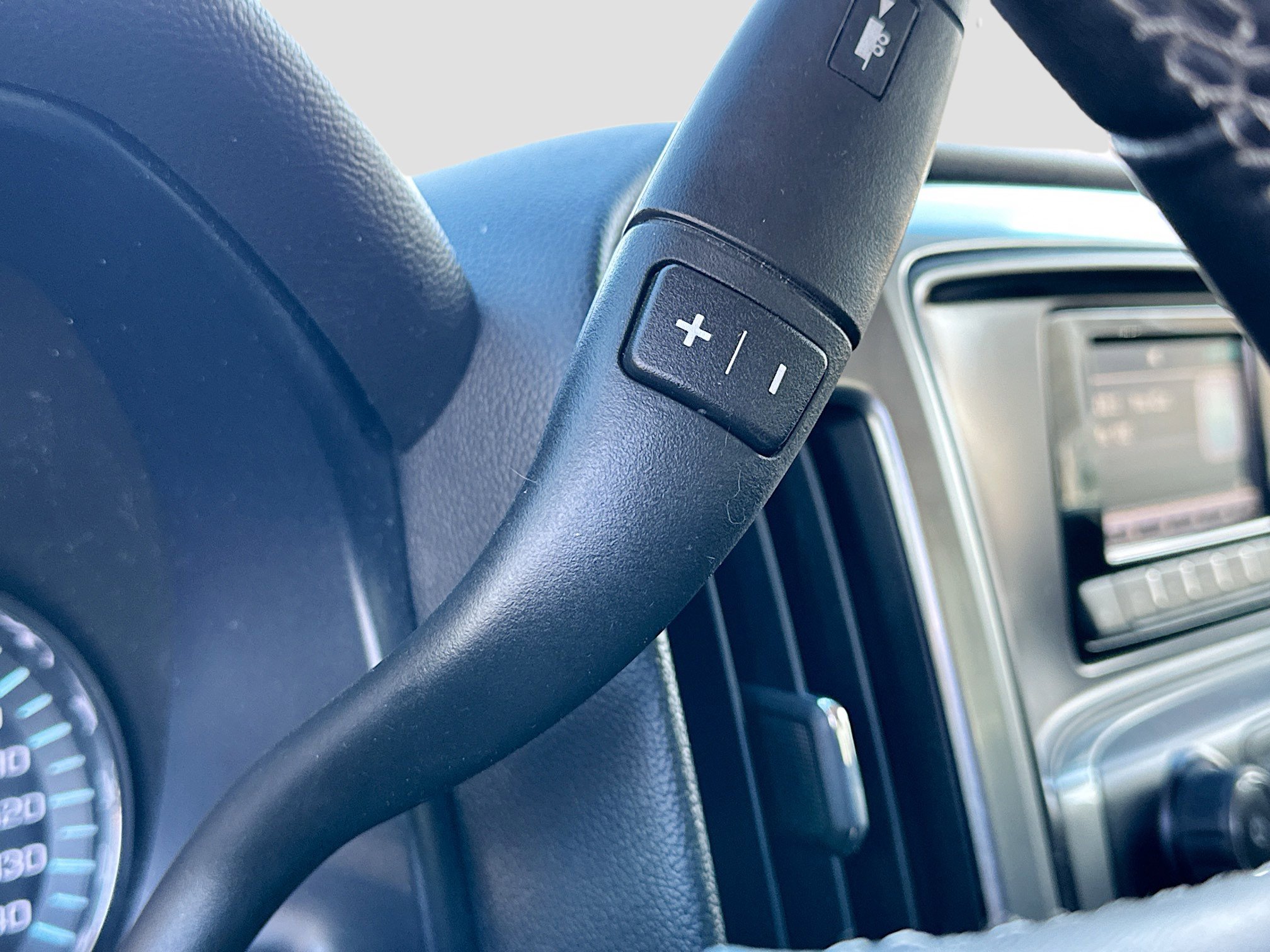 Used 2015 Chevrolet Silverado 2500 LT w/ Snow Plow Prep Package image 23