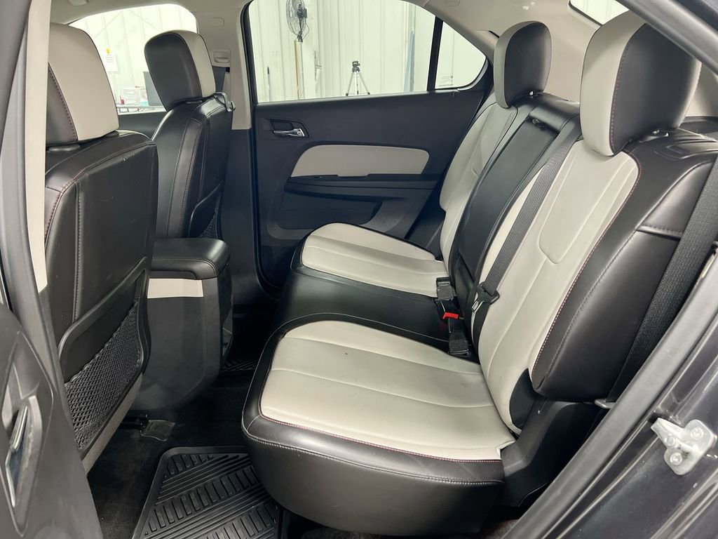 Used 2016 Chevrolet Equinox LTZ w/ Enhanced Convenience Package image 22