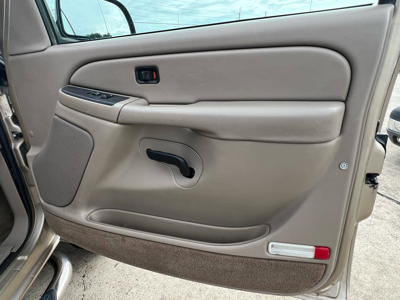 Used 2005 Chevrolet Silverado 2500 LS AWD/4WD image 26