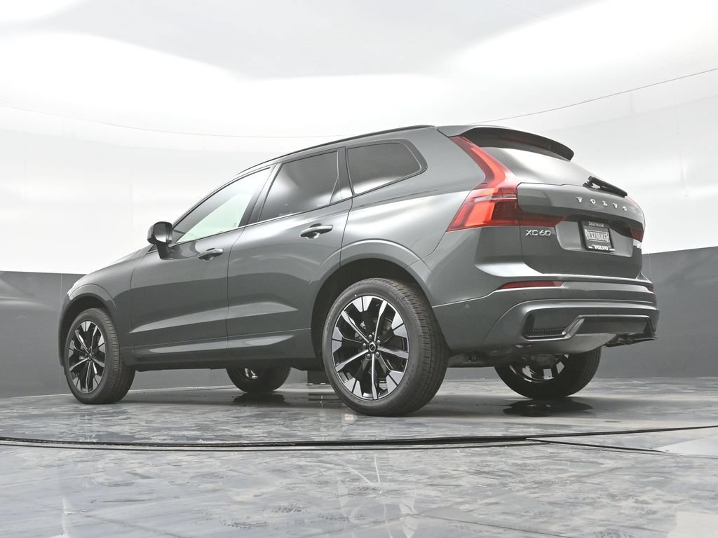 New 2026 Volvo XC60 B5 Plus w/ Climate Package AWD/4WD image 28