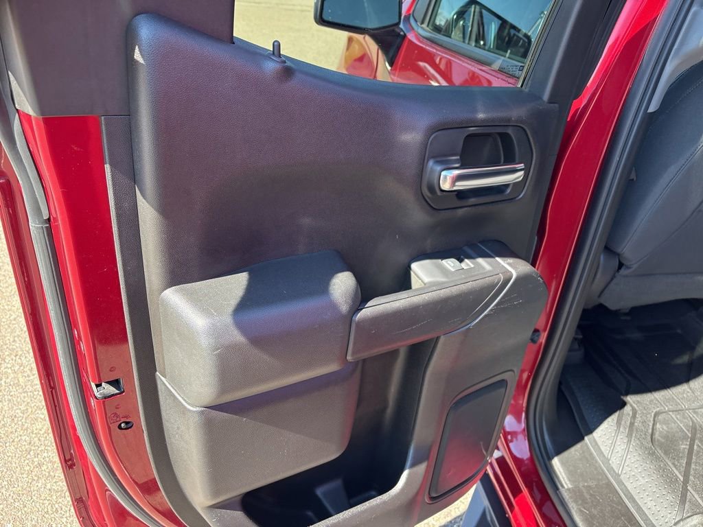 Used 2019 Chevrolet Silverado 1500 LT w/ All-Star Edition AWD/4WD image 14