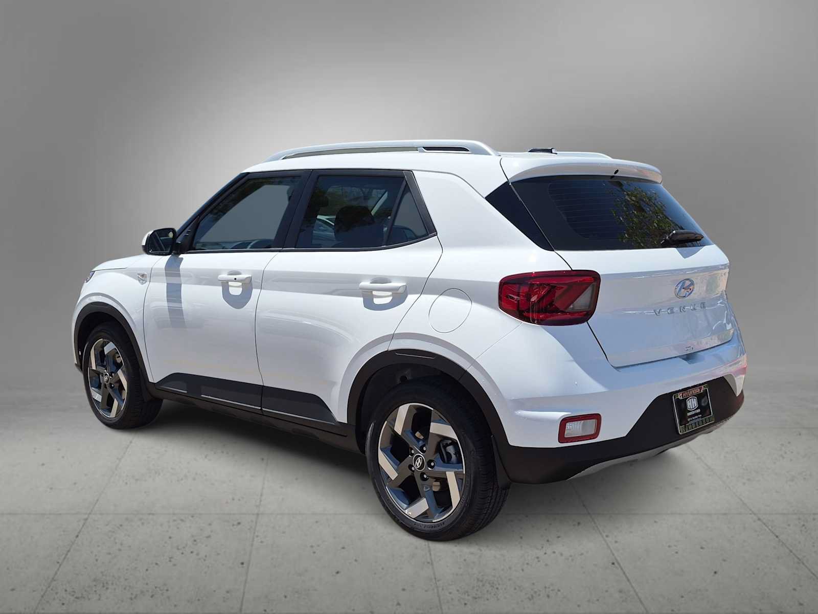 New 2026 Hyundai Venue SEL FWD image 6