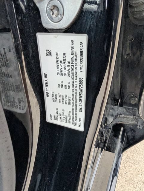 Used 2022 Tesla Model 3 Long Range AWD/4WD image 33