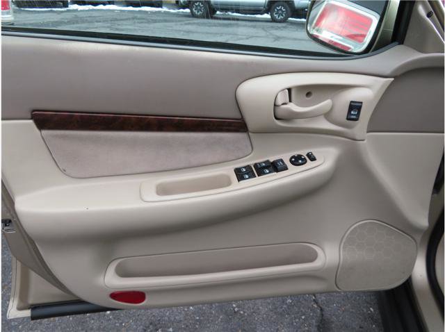 Used 2004 Chevrolet Impala w/ Preferred Equipment Group image 10