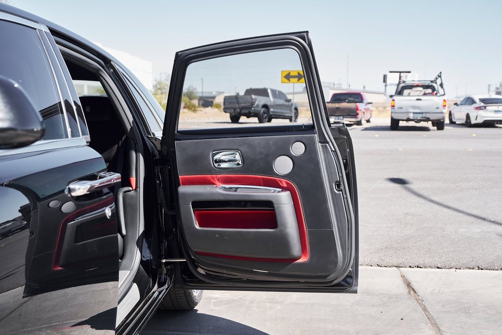 Used 2019 Rolls-Royce Ghost image 27