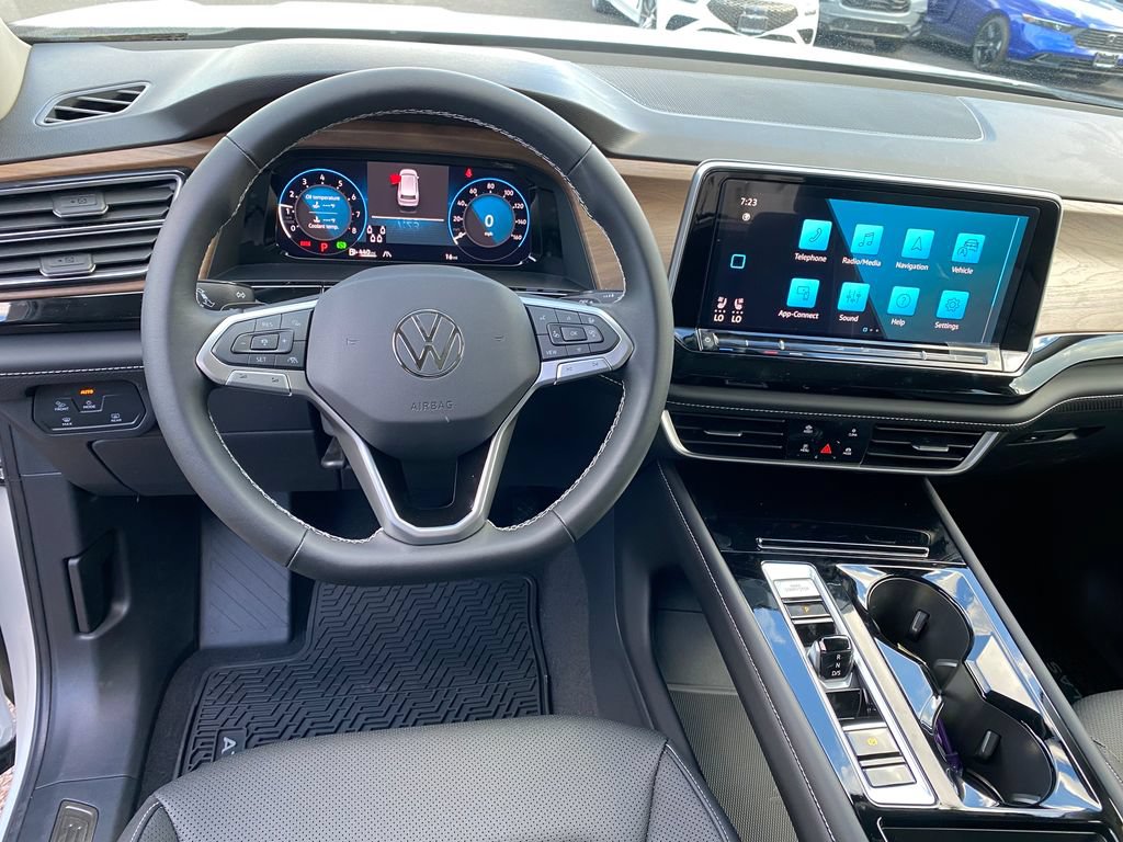 New 2026 Volkswagen Atlas SE FWD image 13