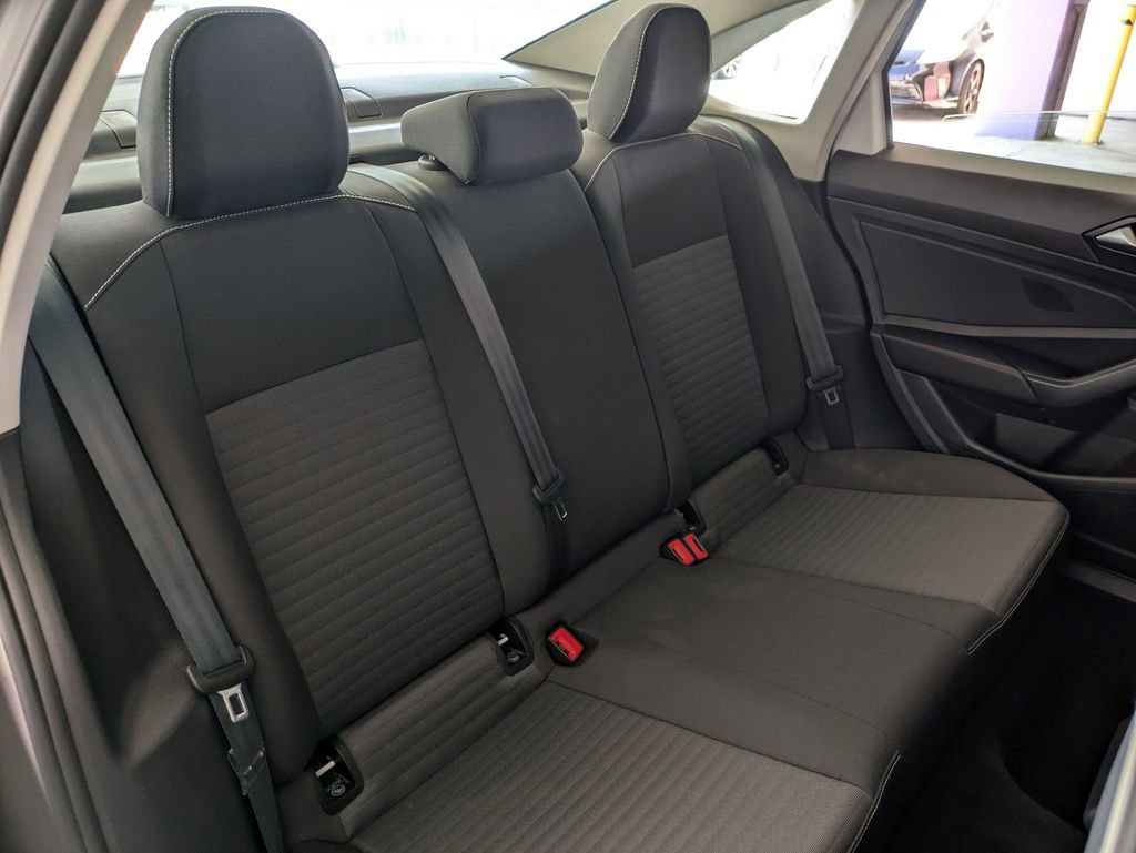 Used 2025 Volkswagen Jetta S FWD image 27