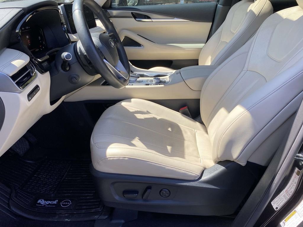 Used 2023 INFINITI QX60 Luxe w/ Vision Package AWD/4WD image 17