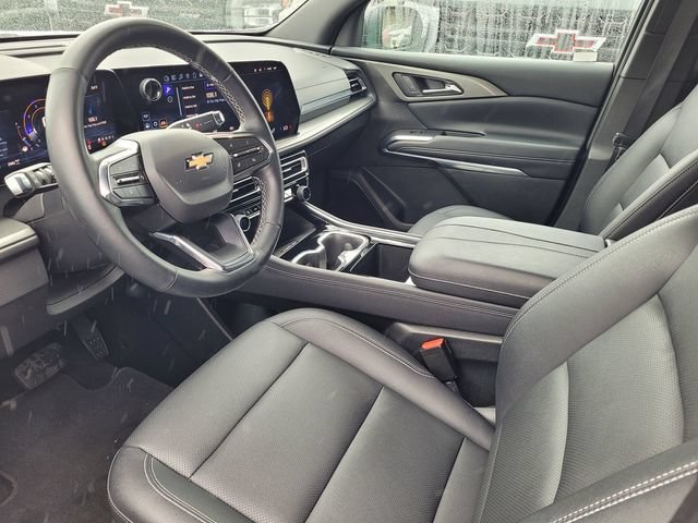 Used 2025 Chevrolet Traverse LT AWD/4WD image 10